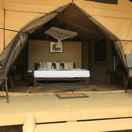 Back Of Beyond Dune Camp Yala Bagian luar foto