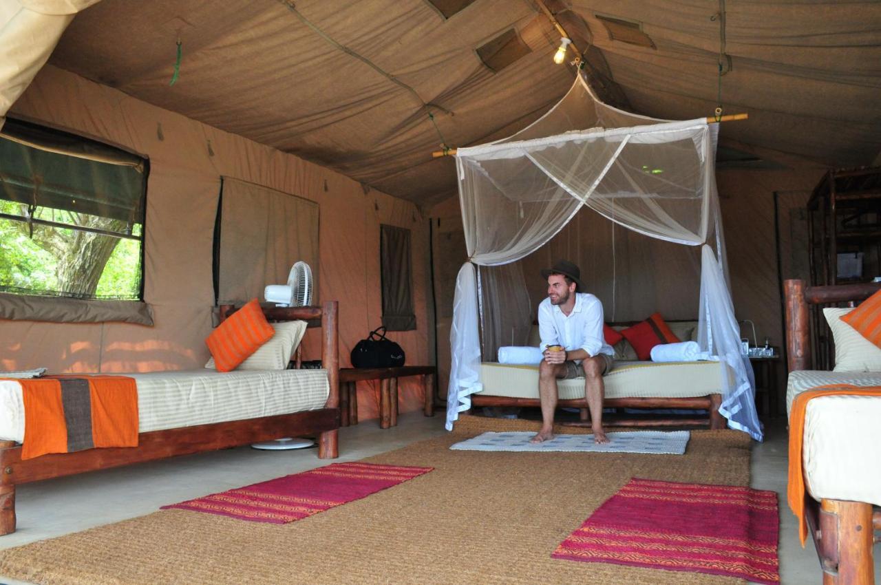 Back Of Beyond Dune Camp Yala Bagian luar foto